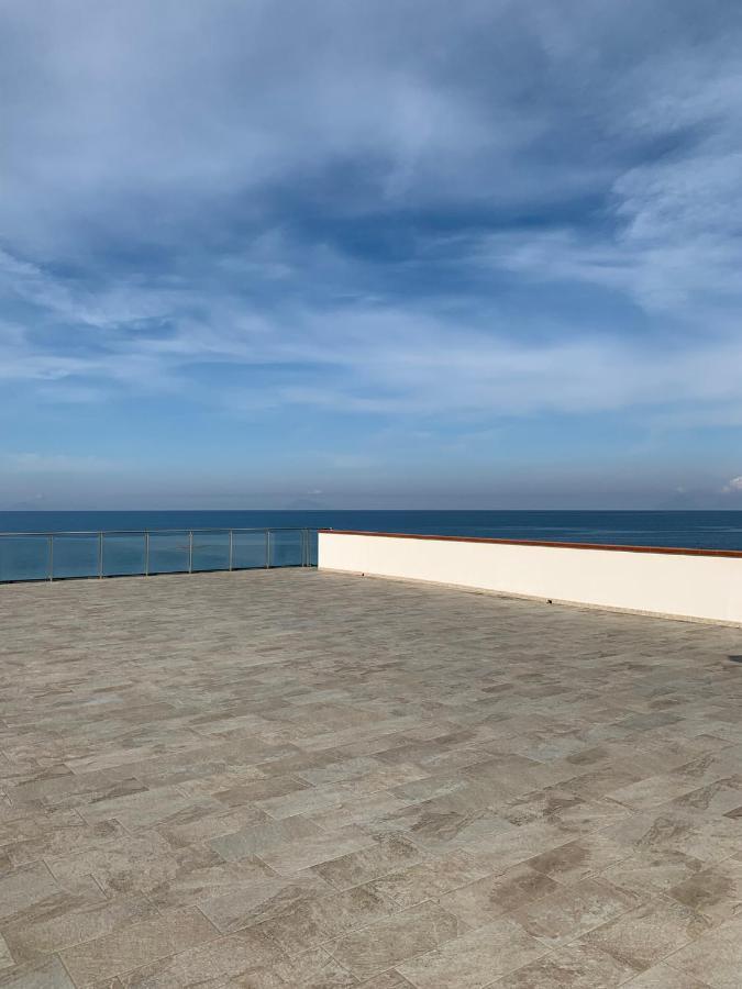 Appartamento La porta delle Eolie Capo dʼOrlando Esterno foto